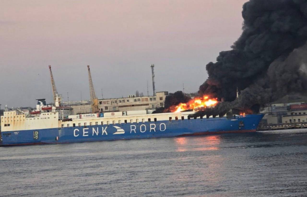 Media for Incident in Odesa Port: Fire on board a general cargo vessel – Lessons for Advanced Fire Fighting (AFF) training
